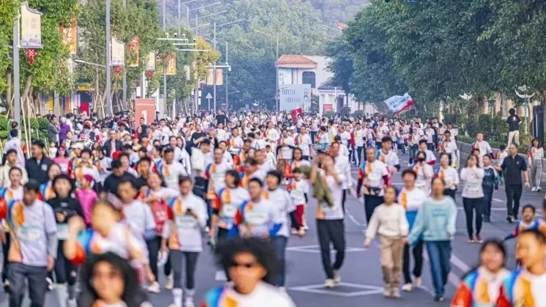 【倒计时3天】3月23日，2025万峰林警察半程马拉松，我们不见不散！(图2)