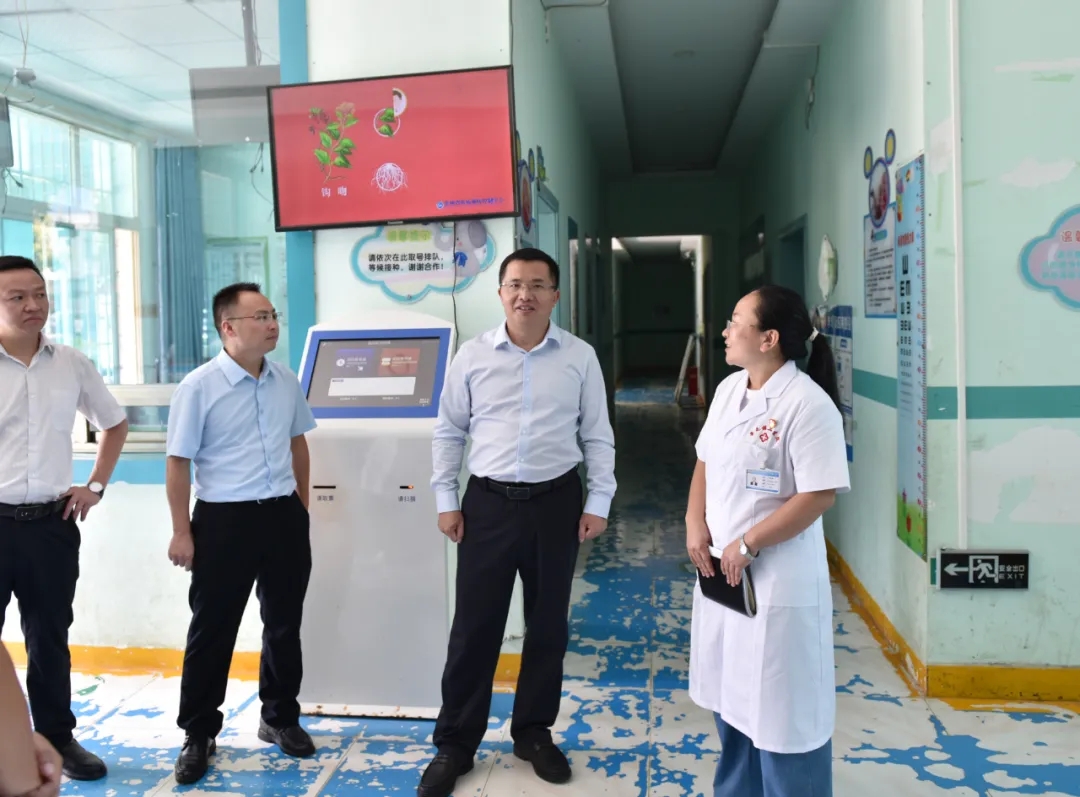 顾先林到部分乡镇（街道）宣讲习近平总书记在贵州考察时的重要讲话精神并调研(图2)