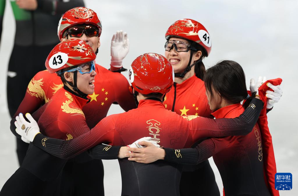 携手为人类命运共同体撑起辽远发展天空——写在全球妇女峰会即将在北京举行之际(图8) 携手为人类命运共同体撑起辽远发展天空——写在全球妇女峰会即将在北京举行之际(图8)