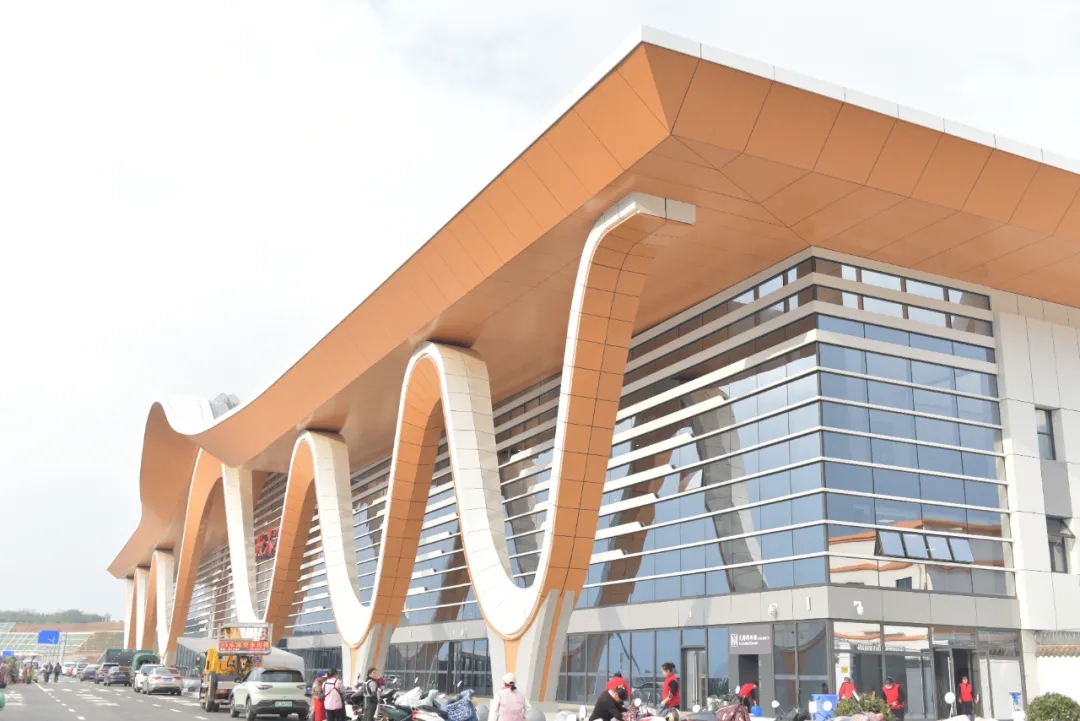 盘兴高铁即将建成开通 “空铁联运”黄金枢纽指日可待(图2)