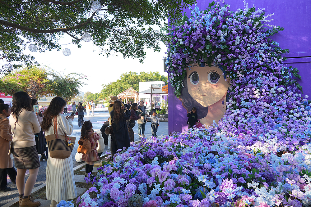 以“高铁速度”链接“诗与远方” 兴义全力做好“山水文章”(图5) 以“高铁速度”链接“诗与远方” 兴义全力做好“山水文章”(图5)