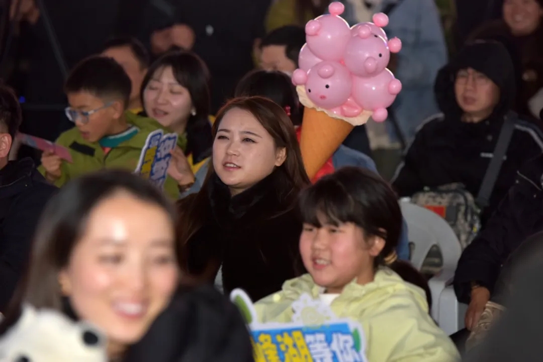 “周末哪里去·见山见水见兴义”黔西南暖冬游推介活动燃爆贵阳青云市集(图9)