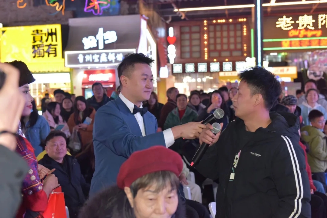 “周末哪里去·见山见水见兴义”黔西南暖冬游推介活动燃爆贵阳青云市集(图11)