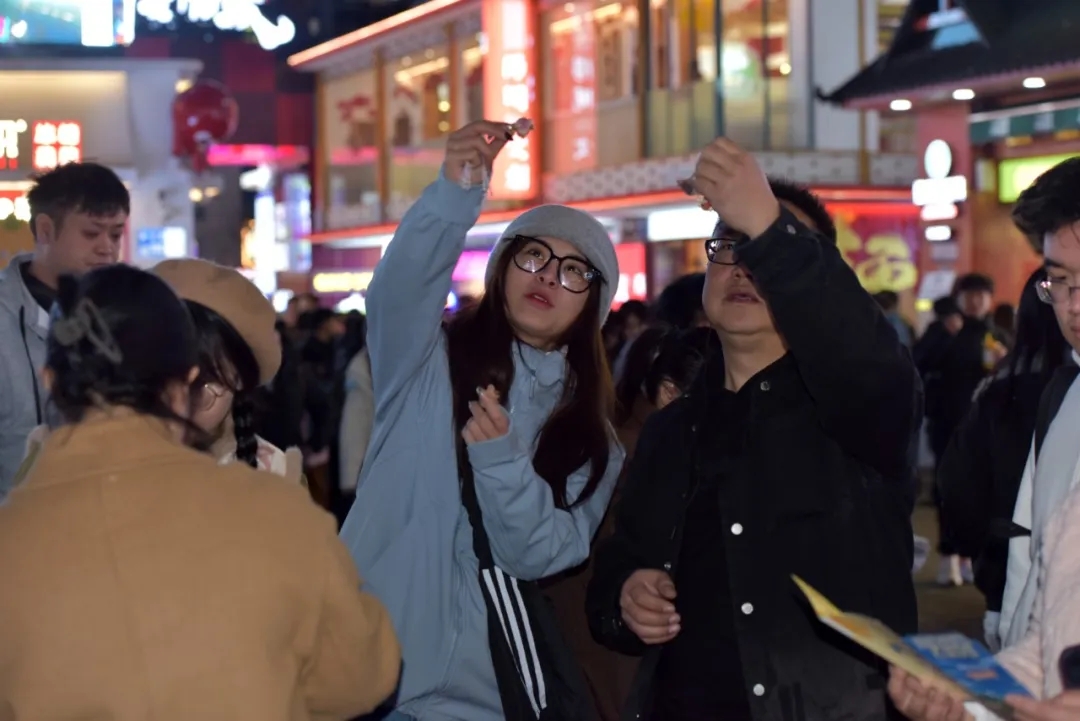 “周末哪里去·见山见水见兴义”黔西南暖冬游推介活动燃爆贵阳青云市集(图13)