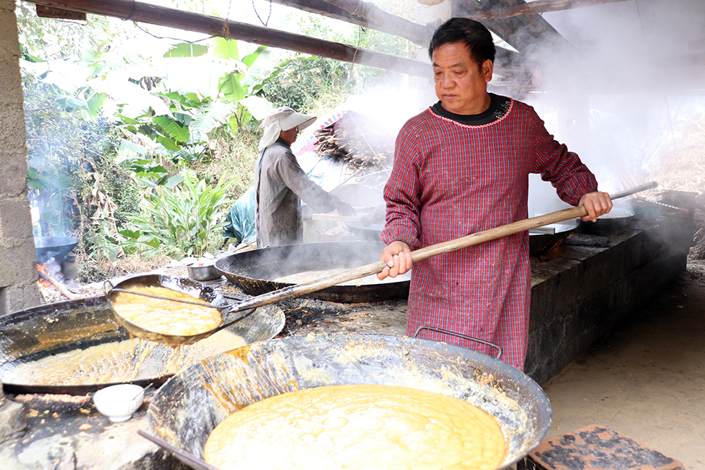 南盘江镇：万亩甘蔗丰收上市 “甜蜜产业”绘就乡村振兴新画卷(图3)