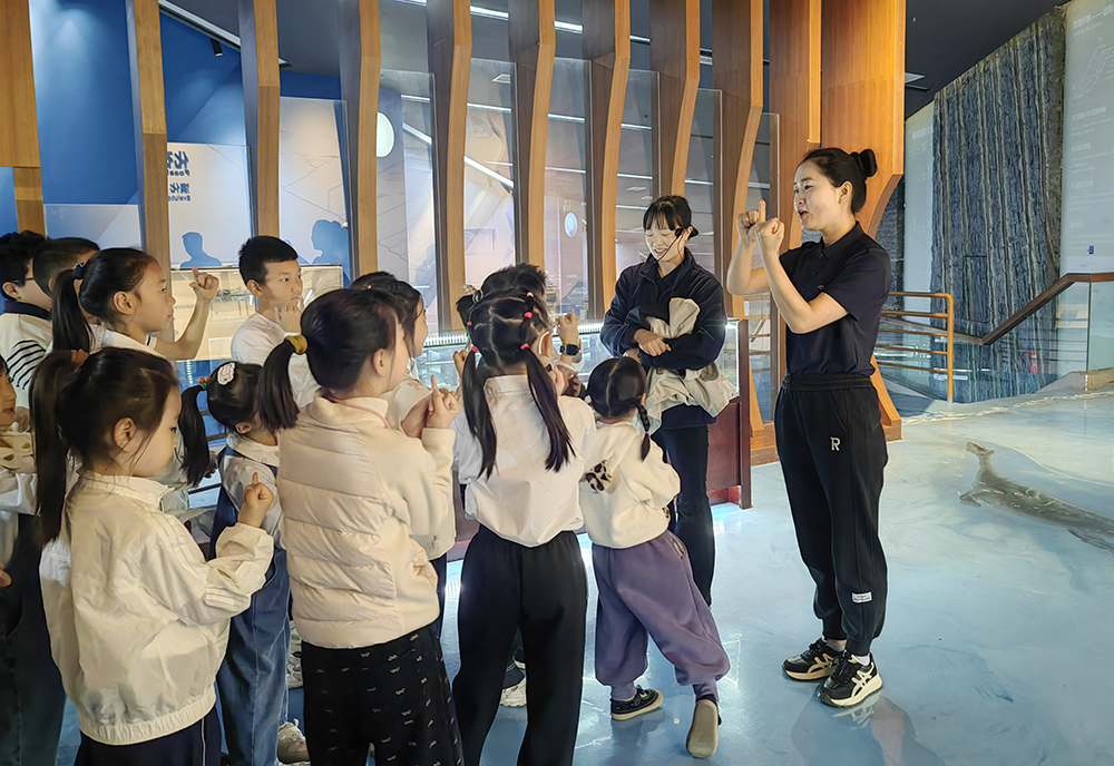 黔西南中小学生春假开启 特色研学线路点亮假期(图1)
