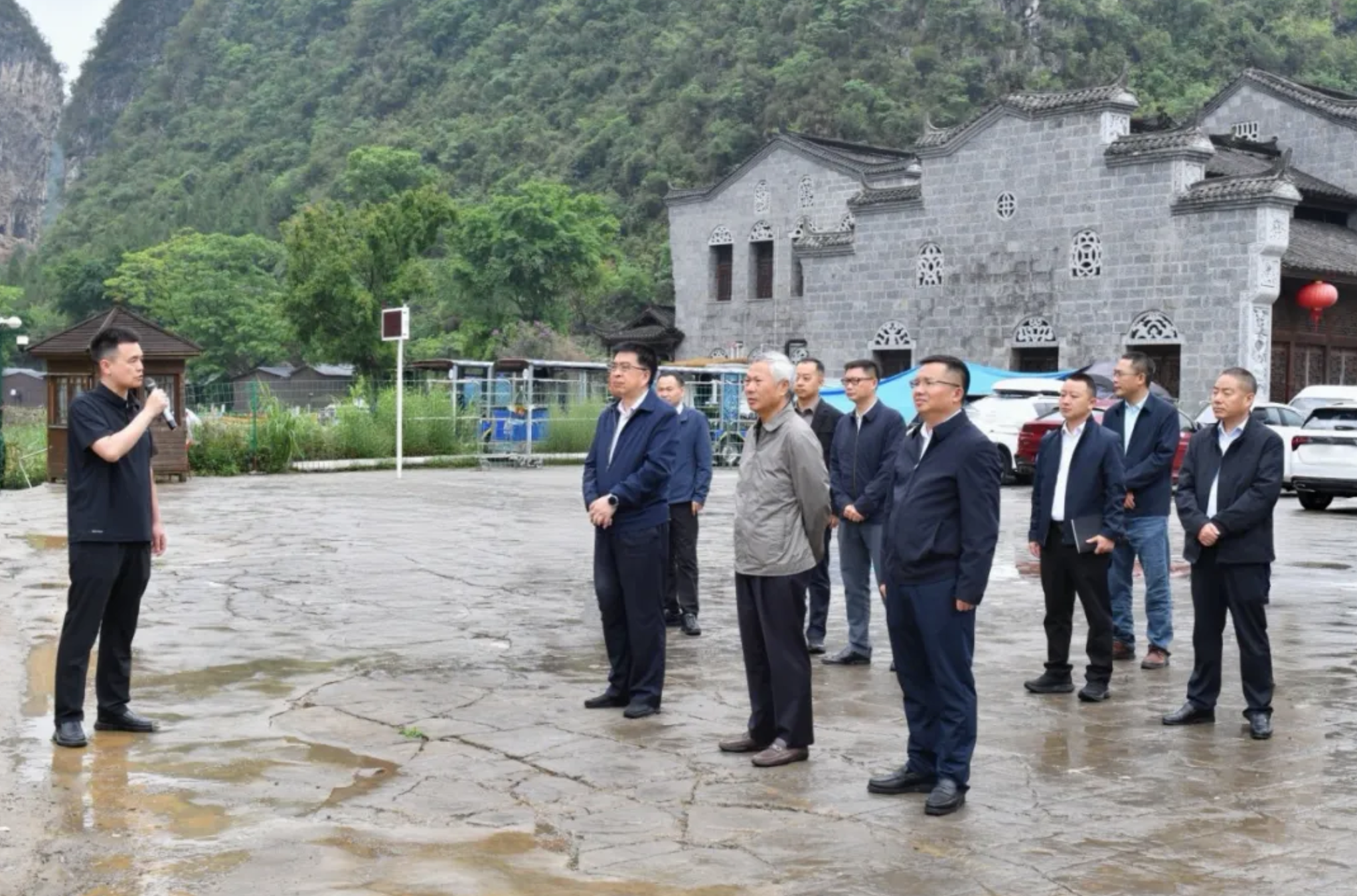 市委常委会开展学习教育典型案例解剖式调研并举行市委理论学习中心组集中研讨会(图3)