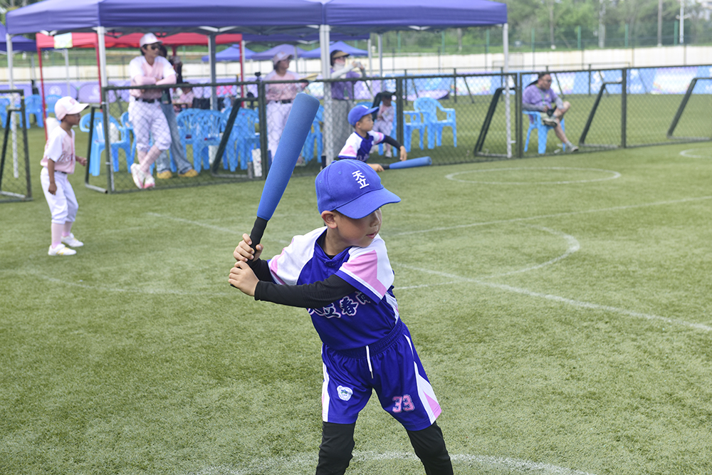 2026年“奔跑吧·少年”全国幼儿软式棒垒球嘉年华活动颁奖仪式举行(图5)