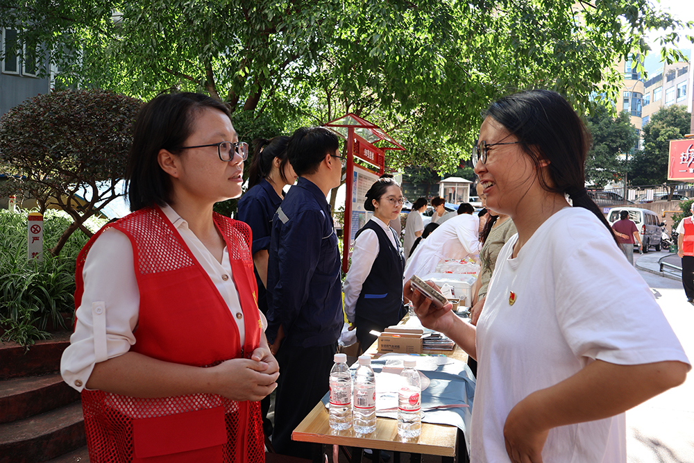兴义：党建引领聚志愿合力 暖心服务赋能基层善治(图4)